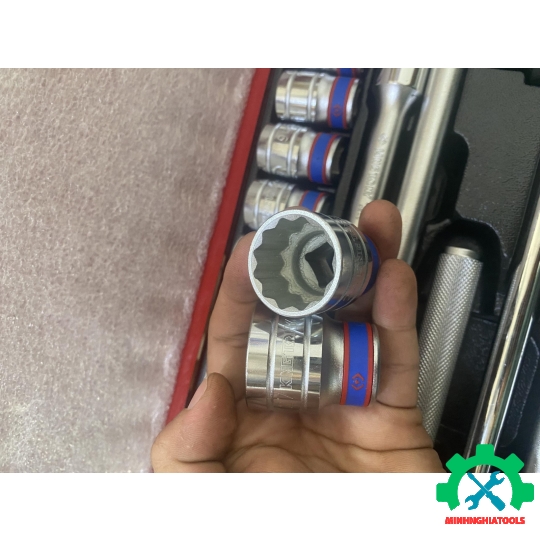 Bộ tube bông 1/2″ 24 chi tiết hệ mét 10-32mm Kingtony 4026MR01 