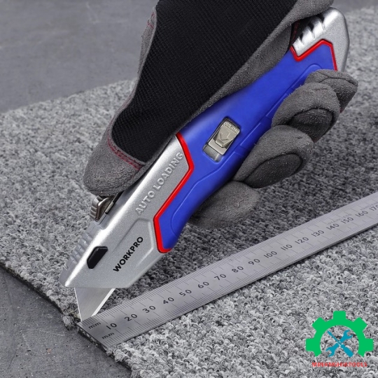 Dao tiện ích có lưỡi cắt, lưỡi dao tự động thu vào Workpro - WP213012 