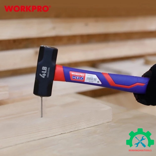 Búa đầu đá 2000gram, cán bọc cao su Workpro - WP241033
