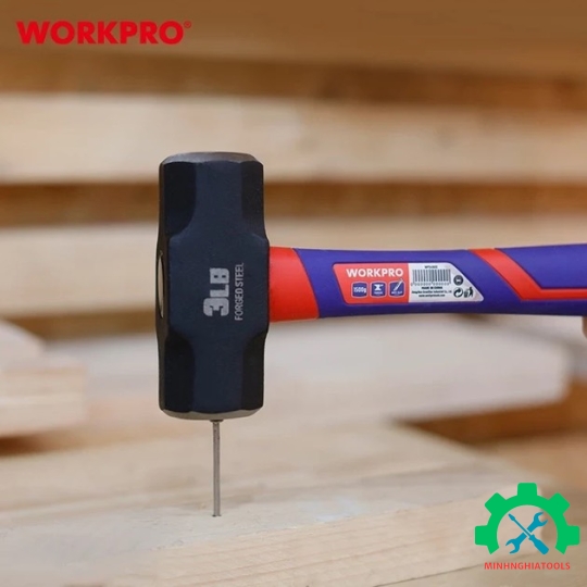 Búa đầu đá 1500gram, cán bọc cao su Workpro - WP241032 