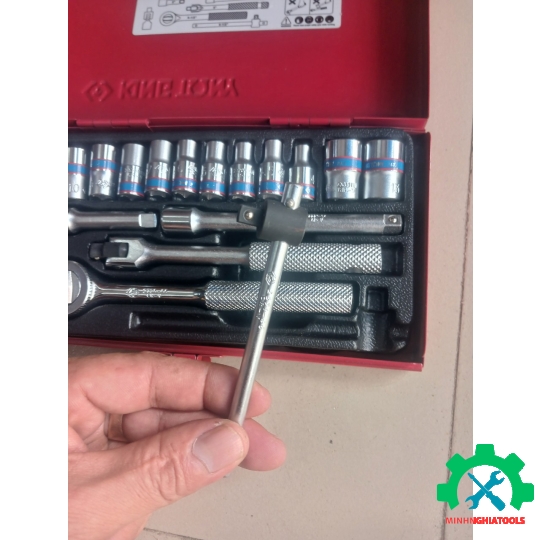 Bộ tube 1/4" 18 chi tiết loại 6 cạnh Kingtony 2518MR01