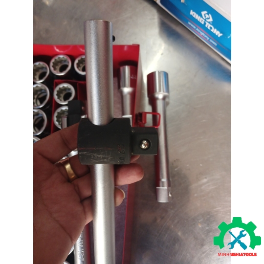 Bộ tube 3/4 có 26 chi tiết hệ inch & hệ mét Kingtony 6226CR loại tube 12 cạnh 