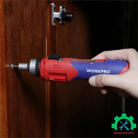 Bộ Tua vít tự động 24 cái gồm (đầu hình hoa khế, đầu dẹt, đầu vuông, đầu sao) Workpro - WP221056 