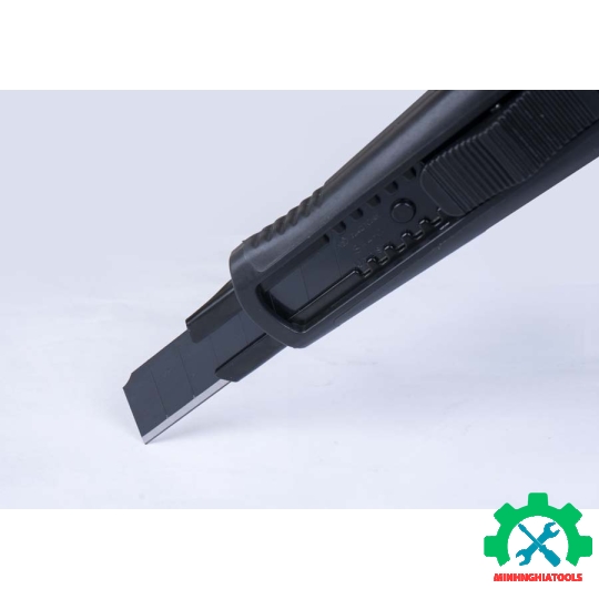 Dao rọc giấy Kingtony 7977-07 và hộp lưỡi dao đen 10 chi tiết 7977-07P02