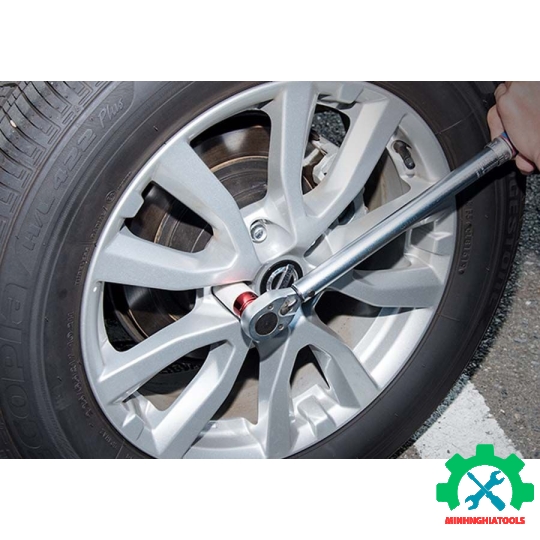 Cần nổ ngắn Kingtony 34423-1B 1/2" 30-150 ft.lb 