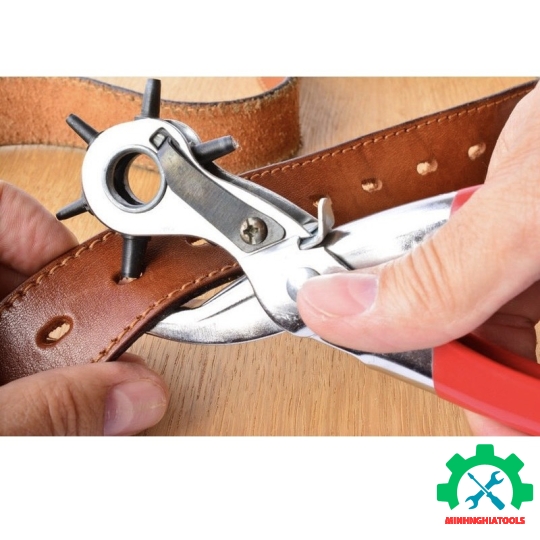 Kìm Bấm Lỗ Dây Nịt ( Kèm Khoen ) Top - K6012A 