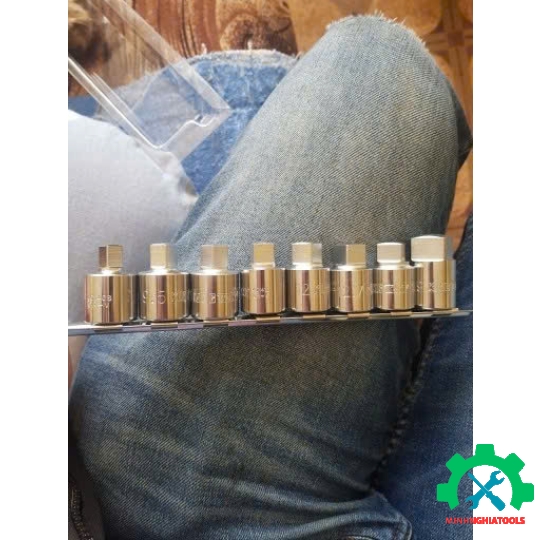 Bộ tuýp 1/2" đầu vuông 8 chi tiết Kingtony 4118MR