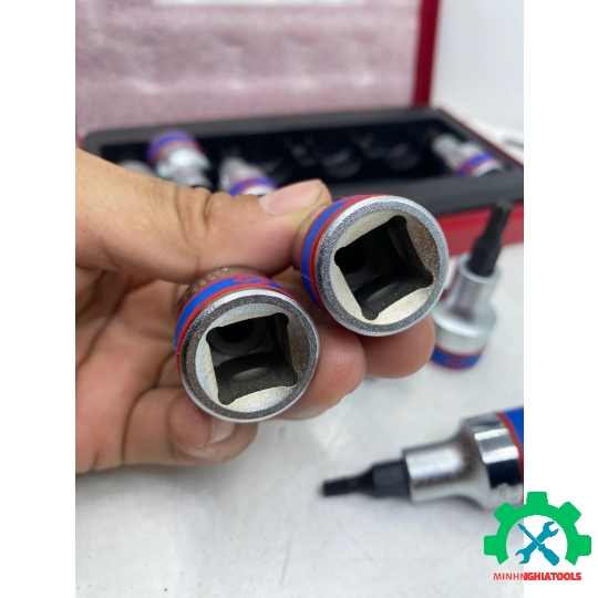 Bộ đầu tuýp lục giác 1/2" loại bông 9 chi tiết Kingtony 4109PR 